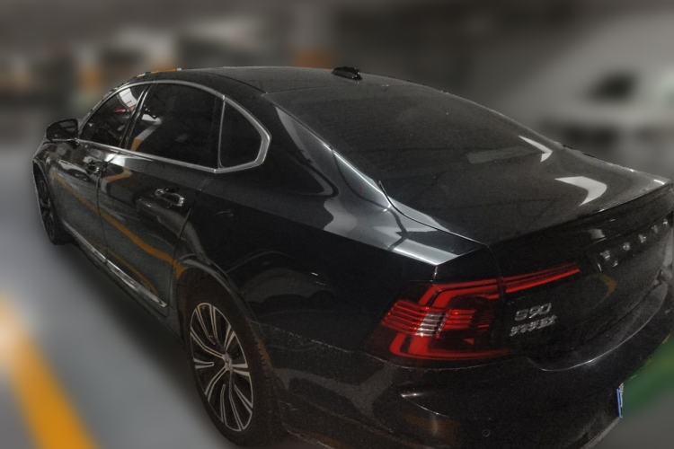 Used Volvo S90 2021 B5 Zhiyi Luxury Edition Rear Left 45 Deg