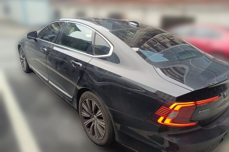 Used Volvo S90 2021 B5 Zhiyi Luxury Edition Rear Left 45 Deg