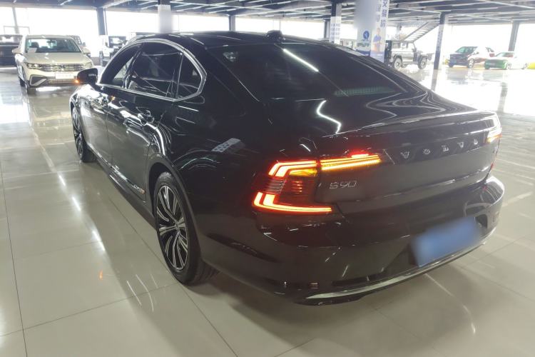 Used Volvo S90 2021 B5 Zhiyi Luxury Edition Rear Left 45 Deg