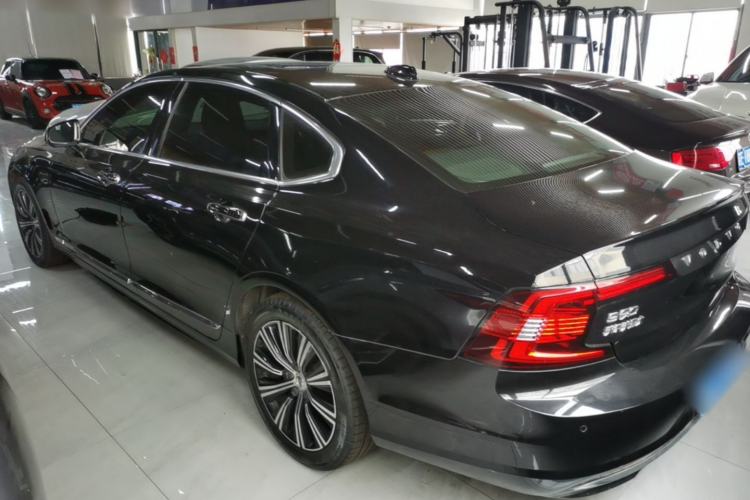 Used Volvo S90 2021 B5 Zhiyi Luxury Edition Rear Left 45 Deg
