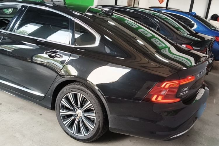 Used Volvo S90 2021 B5 Zhiyi Luxury Edition Rear Left 45 Deg