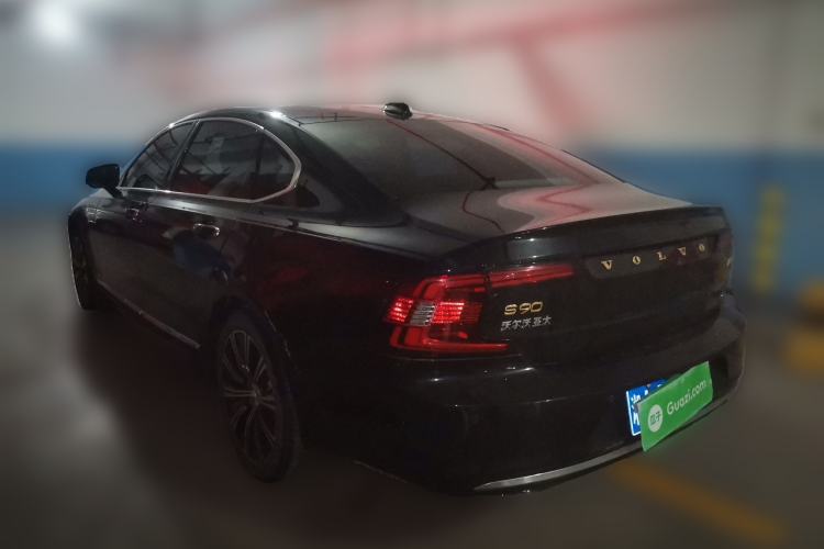 Used Volvo S90 2021 B5 Zhiyi Luxury Edition Rear Left 45 Deg