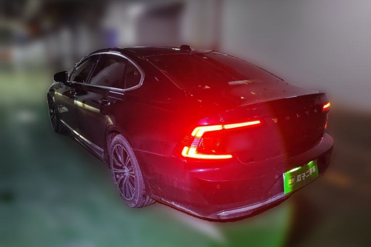 Used Volvo S90 2021 B5 Zhiyi Luxury Edition Rear Left 45 Deg