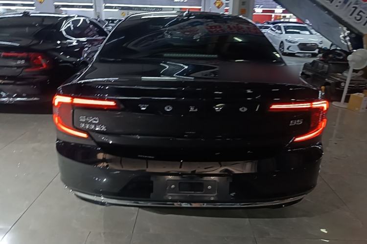 Used Volvo S90 2021 B5 Zhiyuan Luxury Edition Rear