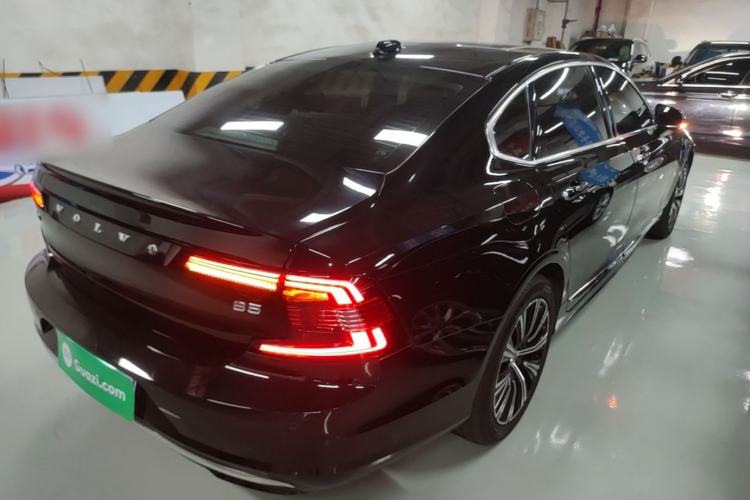 Used Volvo S90 2021 B5 Zhiyuan Luxury Edition Rear Right 45 Deg