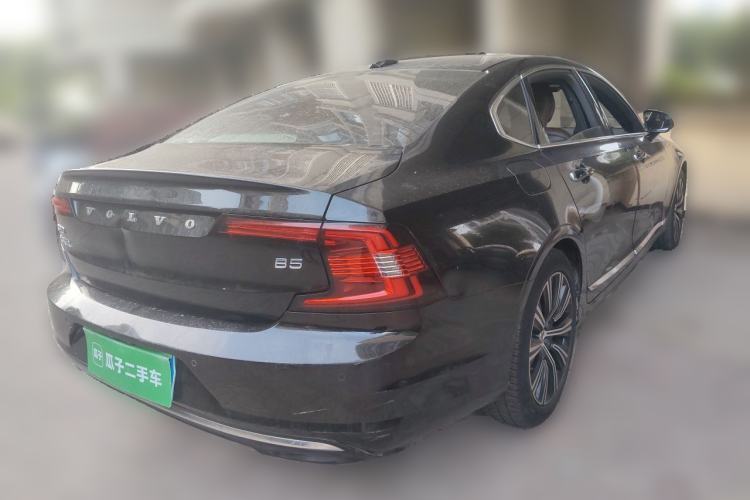Used Volvo S90 2021 B5 Zhiyi Luxury Edition Rear Right 45 Deg