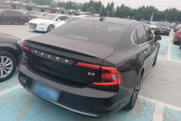 Used Volvo S90 2021 B5 Zhiyi Luxury Edition Rear Right 45 Deg