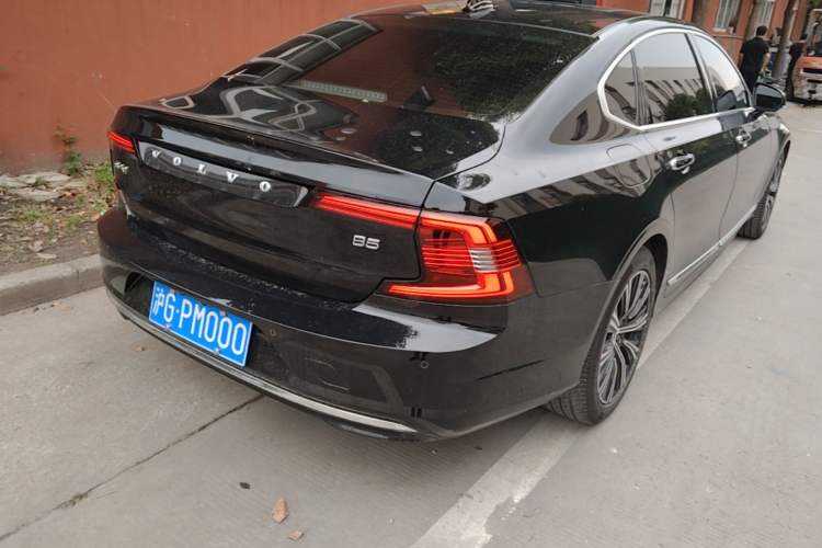 Used Volvo S90 2021 B5 Zhiyuan Luxury Edition Rear Right 45 Deg