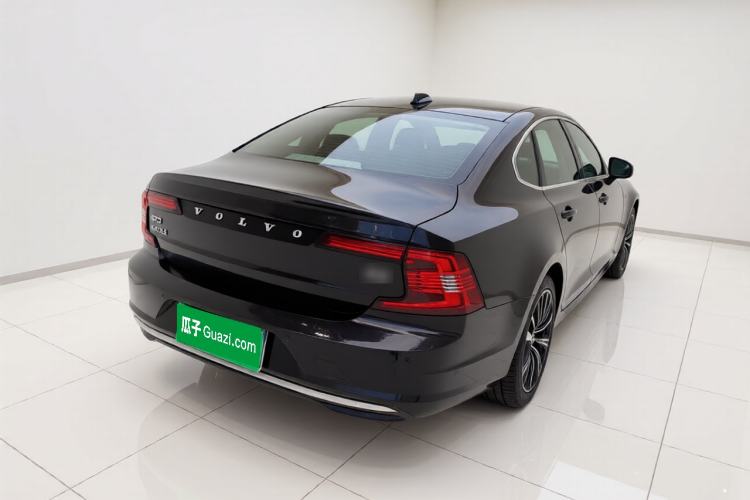 Used Volvo S90 2021 B5 Zhiyi Luxury Edition Rear Right 45 Deg
