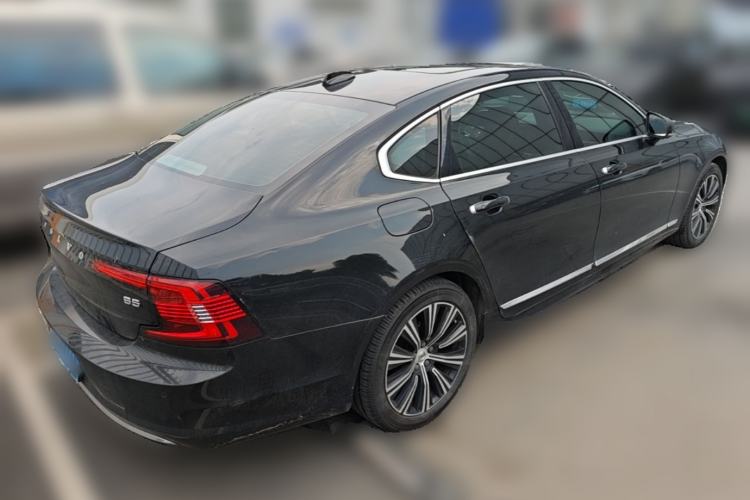 Used Volvo S90 2021 B5 Zhiyi Luxury Edition Rear Right 45 Deg