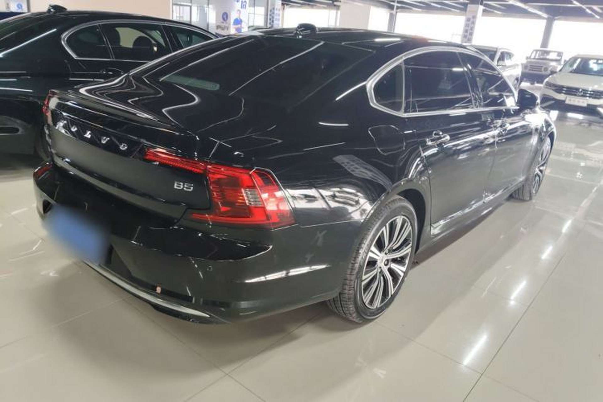 Used Volvo S90 2021 B5 Zhiyi Luxury Edition Rear Right 45 Deg