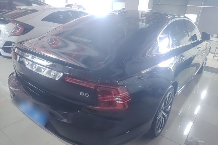 Used Volvo S90 2021 B5 Zhiyi Luxury Edition Rear Right 45 Deg