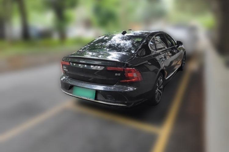 Used Volvo S90 2021 B5 Zhiyi Luxury Edition Rear Right 45 Deg