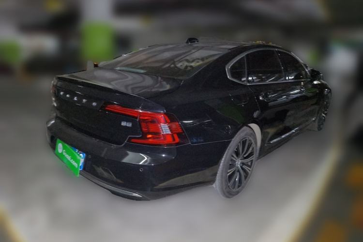 Used Volvo S90 2021 B5 Zhiyi Luxury Edition Rear Right 45 Deg