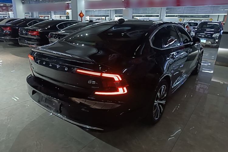 Used Volvo S90 2021 B5 Zhiyuan Luxury Edition Rear Right 45 Deg