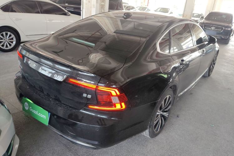 Used Volvo S90 2021 B5 Zhiyi Luxury Edition Rear Right 45 Deg