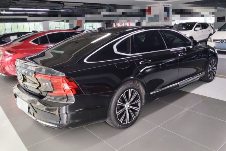 Used Volvo S90 2021 B5 Zhiyi Luxury Edition Rear Right 45 Deg