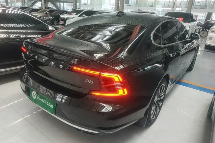 Used Volvo S90 2021 B5 Zhiyuan Luxury Edition Rear Right 45 Deg