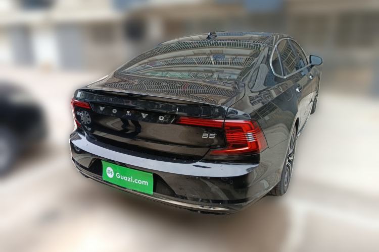 Used Volvo S90 2021 B5 Zhiyi Luxury Edition Rear Right 45 Deg