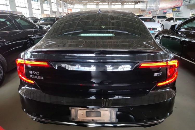 Used Volvo S90 2021 B5 Zhiyi Luxury Edition Rear