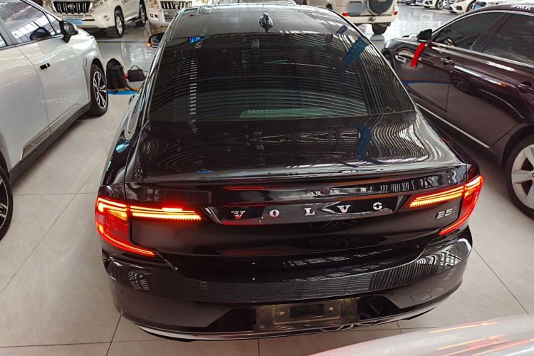 Used Volvo S90 2021 B5 Zhiyi Luxury Edition Rear