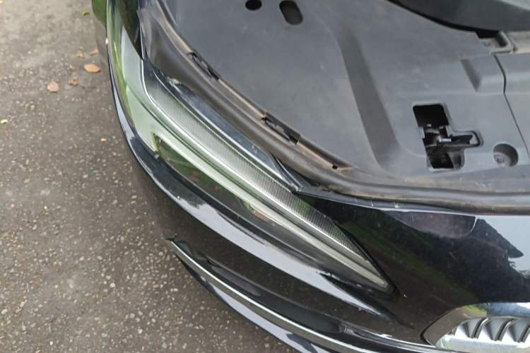 Used Volvo S90 2021 B5 Zhiyuan Luxury Edition Right Front Headlight