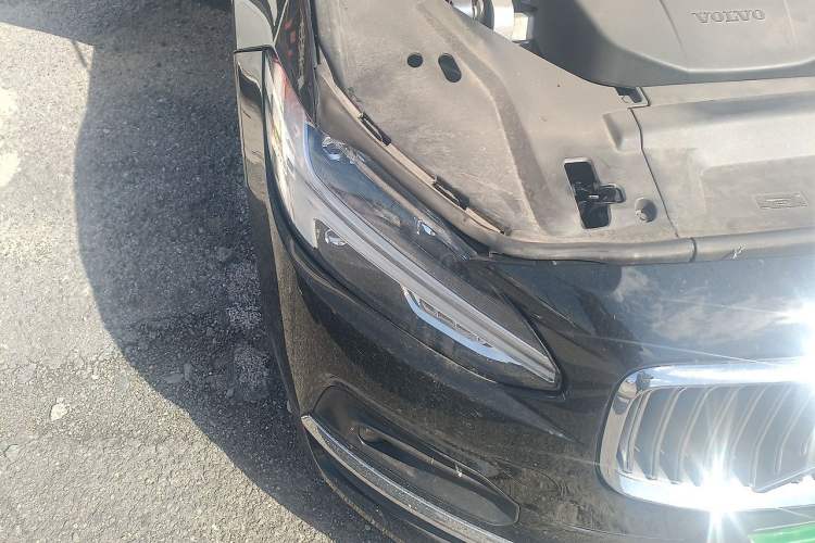 Used Volvo S90 2021 B5 Zhiyi Luxury Edition Right Front Headlight