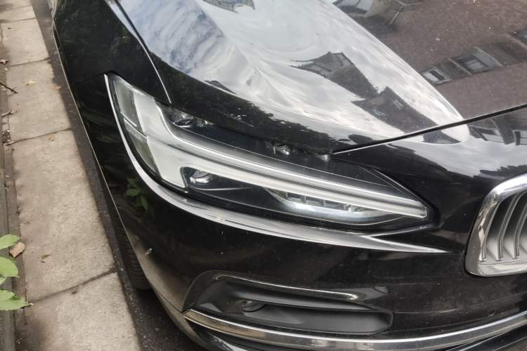 Used Volvo S90 2021 B5 Zhiyuan Luxury Edition Right Front Headlight