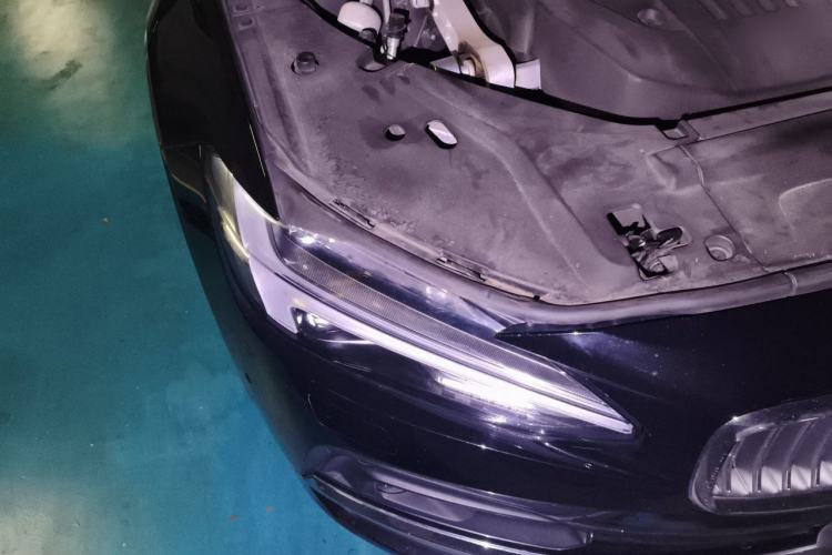 Used Volvo S90 2021 B5 Luxury Smart Edition Right Front Headlight
