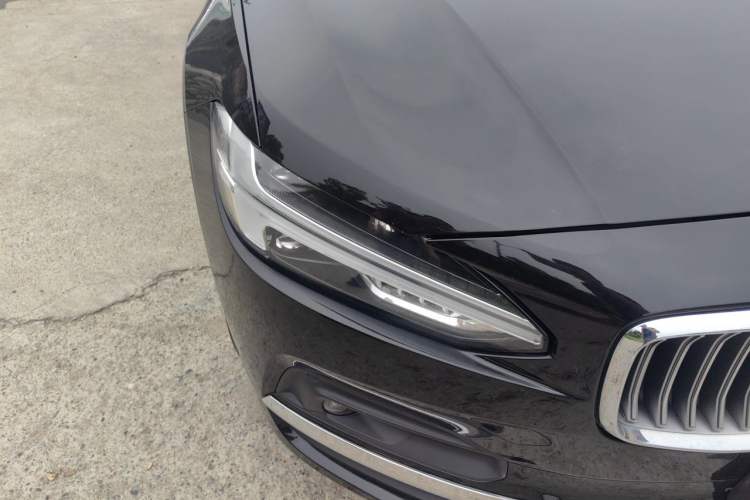 Used Volvo S90 2021 B5 Zhiyi Luxury Edition Right Front Headlight