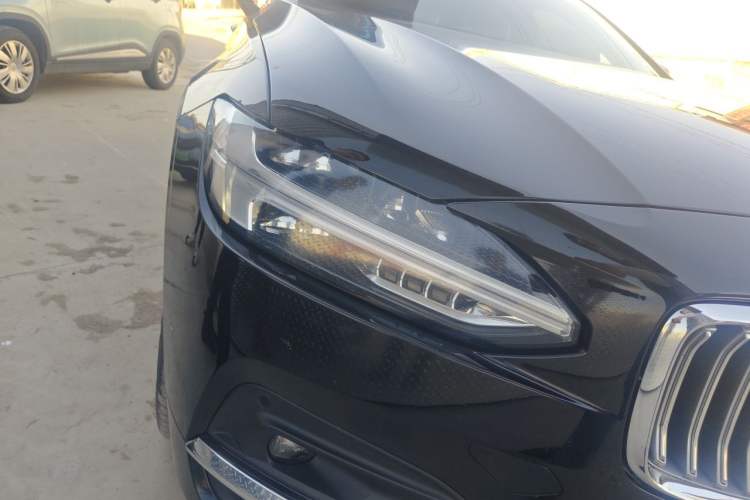 Used Volvo S90 2021 B5 Zhiyi Luxury Edition Right Front Headlight