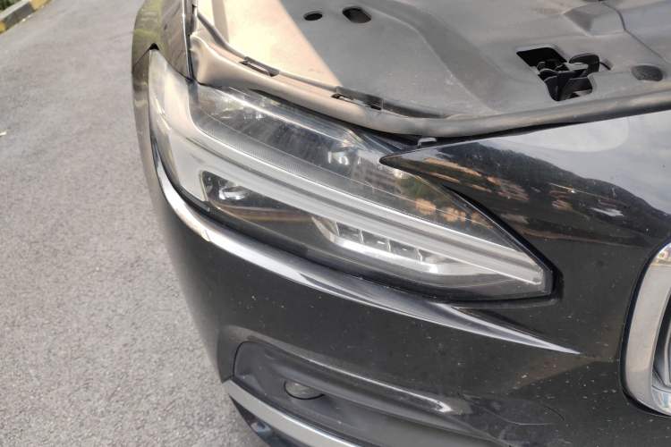 Used Volvo S90 2021 B5 Zhiyuan Luxury Edition Right Front Headlight