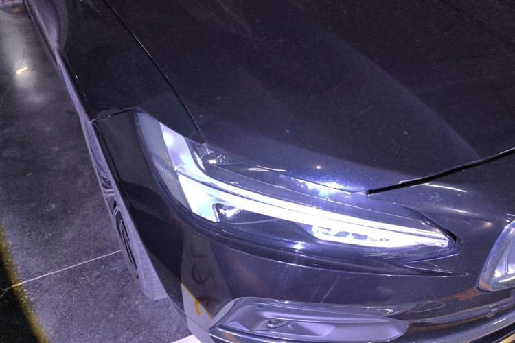 Used Volvo S90 2021 B5 Zhiyi Luxury Edition Right Front Headlight