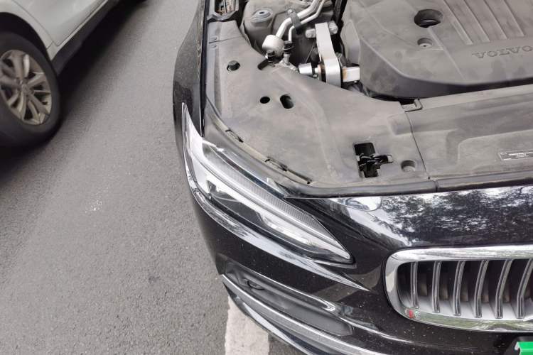 Used Volvo S90 2021 B5 Zhiyi Luxury Edition Right Front Headlight