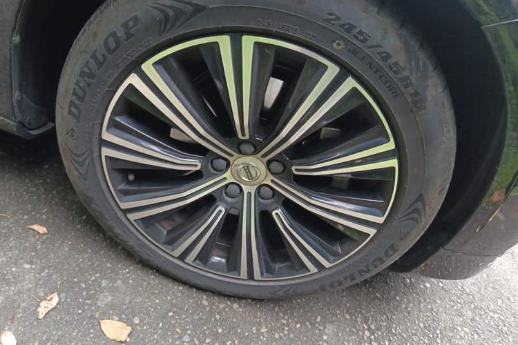 Used Volvo S90 2021 B5 Zhiyuan Luxury Edition Right Front Wheel Hub