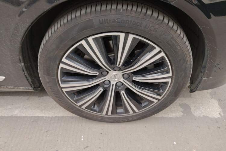 Used Volvo S90 2021 B5 Zhiyuan Luxury Edition Right Front Wheel Hub