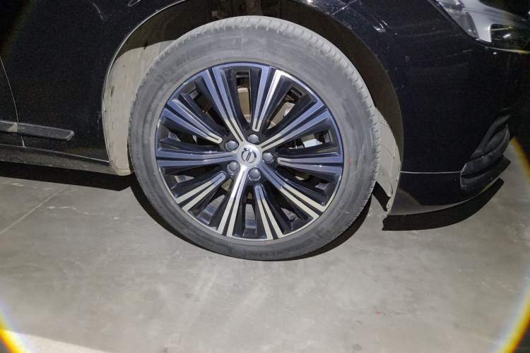 Used Volvo S90 2021 B5 Zhiyi Luxury Edition Right Front Wheel Hub