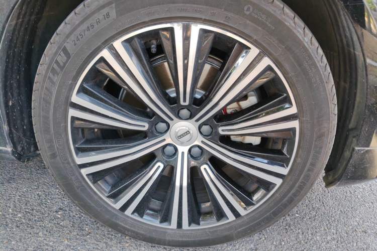 Used Volvo S90 2021 B5 Zhiyi Luxury Edition Right Front Wheel Hub