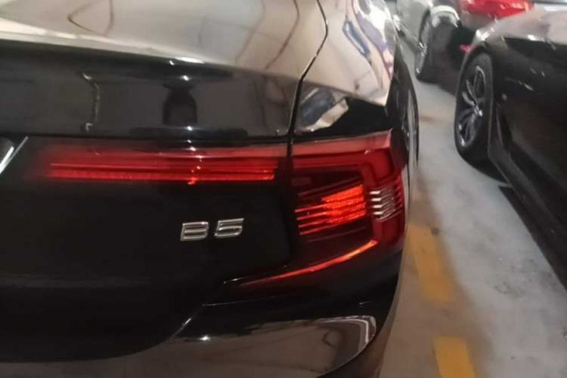 Used Volvo S90 2021 B5 Zhiyuan Luxury Edition Right Rear Taillight
