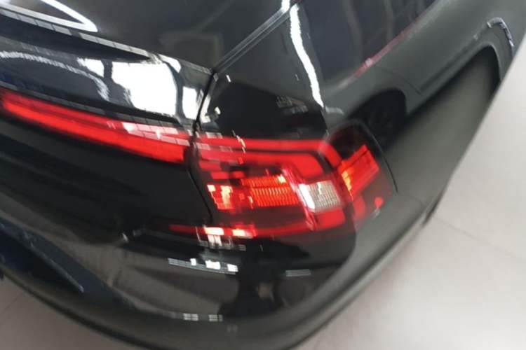 Used Volvo S90 2021 B5 Luxury Smart Edition Right Rear Taillight