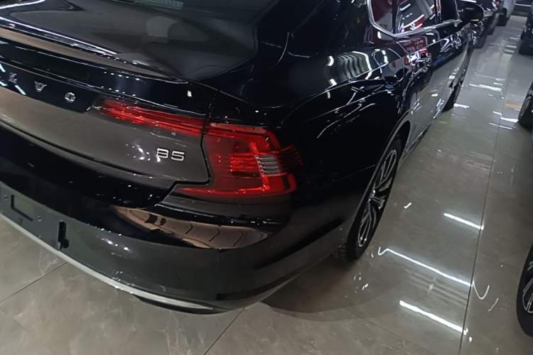 Used Volvo S90 2021 B5 Zhiyuan Luxury Edition Right Rear Taillight