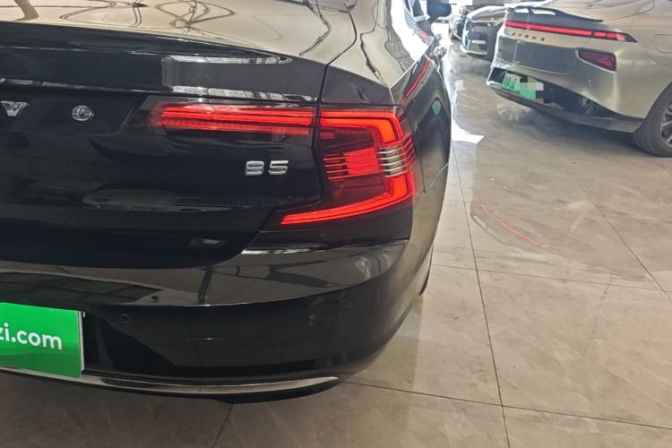 Used Volvo S90 2021 B5 Zhiyi Luxury Edition Right Rear Taillight