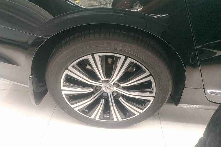 Used Volvo S90 2021 B5 Zhiyuan Luxury Edition Right Rear Wheel Hub