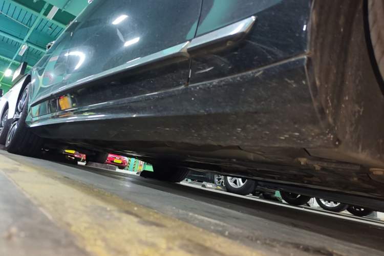 Used Volvo S90 2021 B5 Zhiyi Luxury Edition Right Side Sill