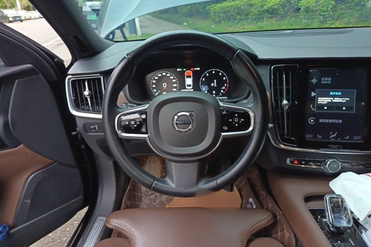 Used Volvo S90 2021 B5 Zhiyuan Luxury Edition Steering Wheel