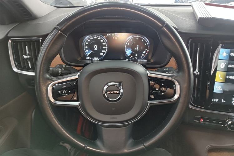 Used Volvo S90 2021 B5 Zhiyi Luxury Edition Steering Wheel