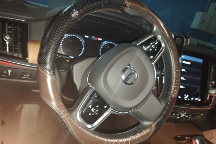 Used Volvo S90 2021 B5 Zhiyi Luxury Edition Steering Wheel