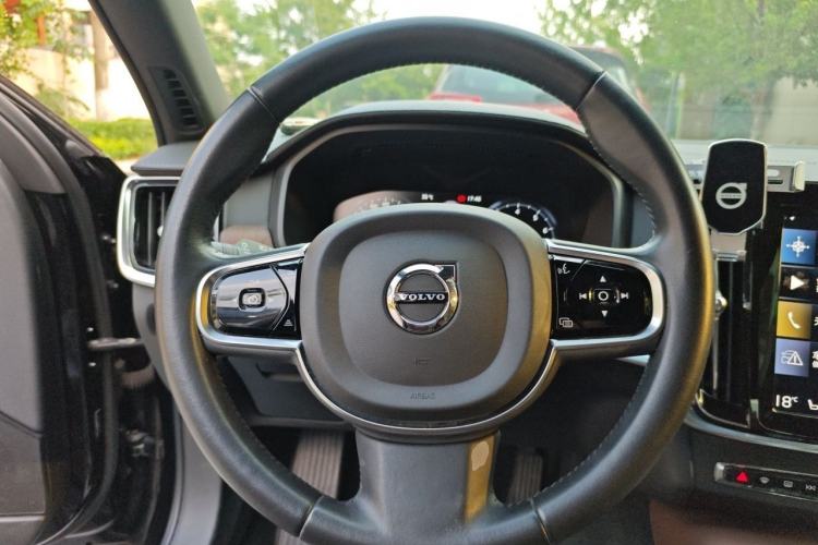 Used Volvo S90 2021 B5 Zhiyuan Luxury Edition Steering Wheel