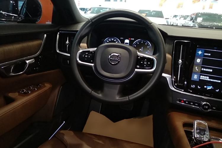 Used Volvo S90 2021 B5 Zhiyuan Luxury Edition Steering Wheel