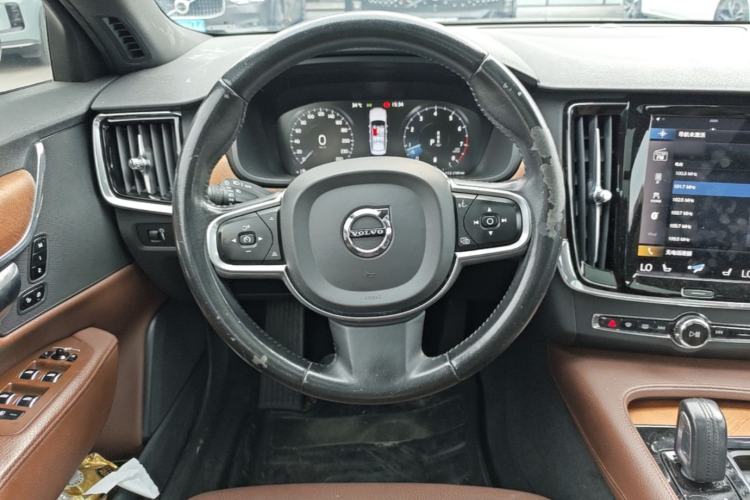 Used Volvo S90 2021 B5 Zhiyi Luxury Edition Steering Wheel